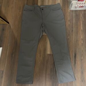Men’s Gray work pants, Kenneth Cole awearness brand. Brand new. 36x30